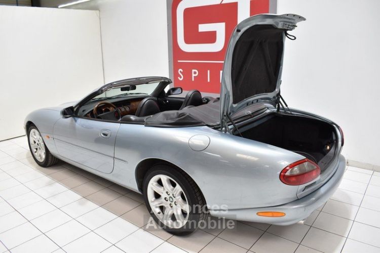 Jaguar XK8 4.0 cabriolet - <small></small> 19.900 € <small>TTC</small> - #17