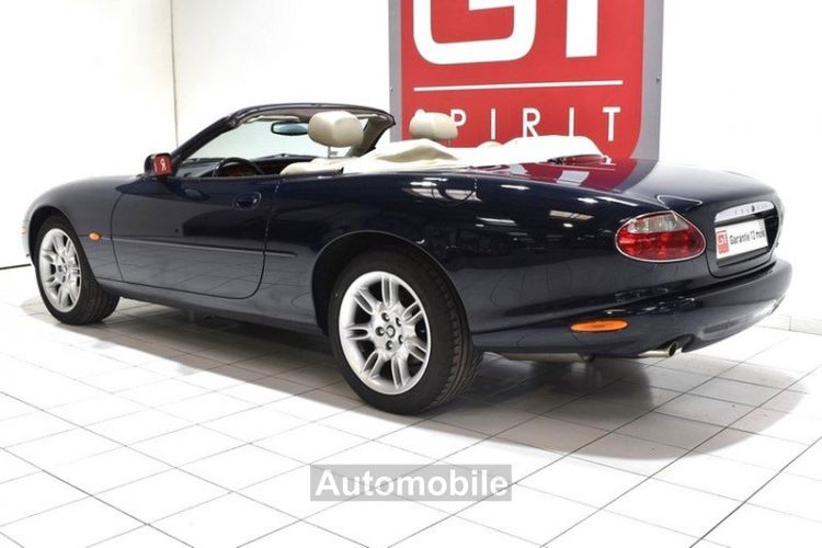 Jaguar XK8 4.0 Cabriolet - <small></small> 28.900 € <small>TTC</small> - #2