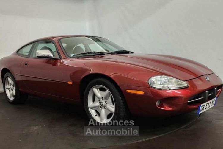 Jaguar XK8 V8 4.0 Coupé - <small></small> 18.500 € <small>TTC</small> - #1