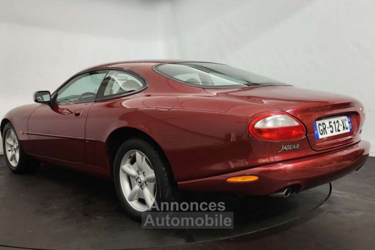 Jaguar XK8 V8 4.0 Coupé - <small></small> 18.500 € <small>TTC</small> - #2