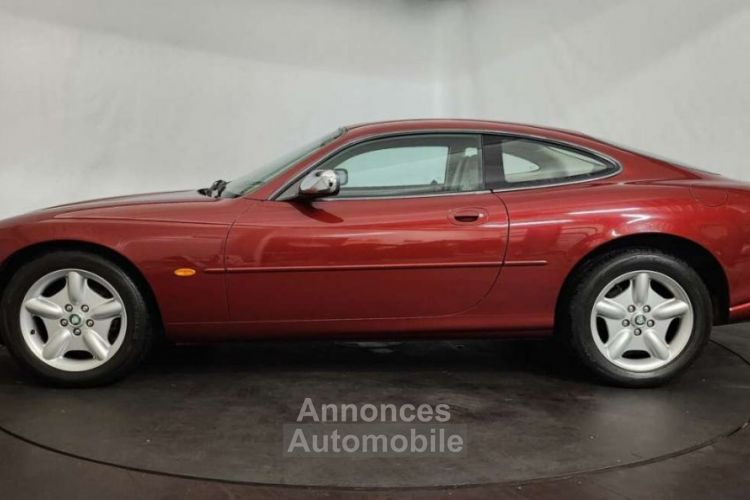 Jaguar XK8 V8 4.0 Coupé - <small></small> 18.500 € <small>TTC</small> - #13