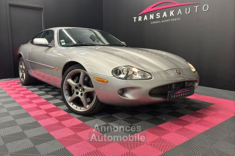 Jaguar XKR 4.0i V8 SUIVI COMPLET - <small></small> 18.490 € <small>TTC</small> - #1