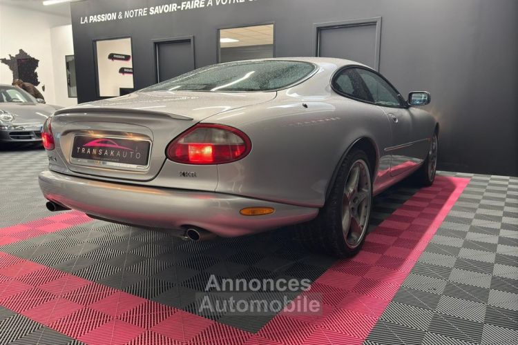 Jaguar XKR 4.0i V8 SUIVI COMPLET - <small></small> 18.490 € <small>TTC</small> - #10