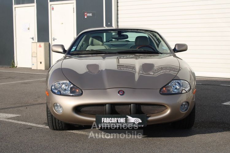 Jaguar XKR coupe 4.0 v8 bva 363cv - garantie 12 mois - <small></small> 19.990 € <small>TTC</small> - #8