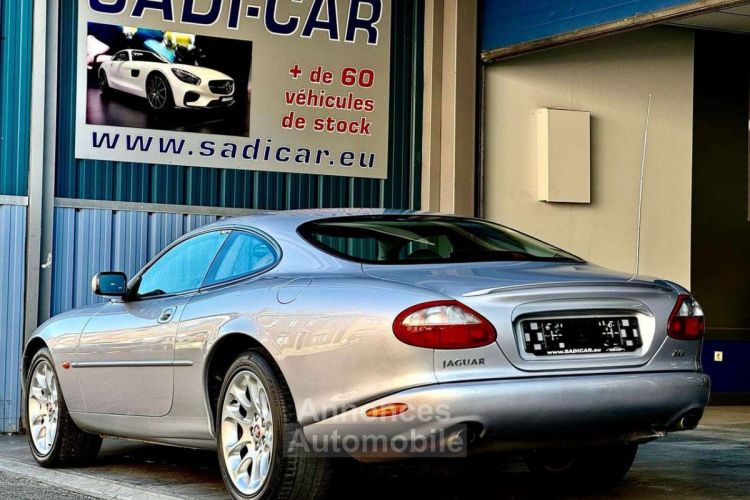 Jaguar XKR Coupé 4.0i V8 Supercharged 363cv 32v S-C - <small></small> 19.990 € <small>TTC</small> - #3