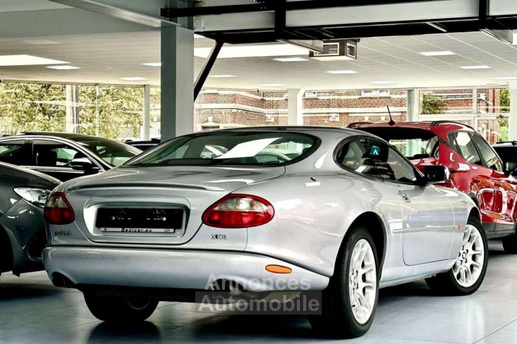 Jaguar XKR Coupé 4.0i V8 Supercharged 363cv 32v S-C - <small></small> 19.990 € <small>TTC</small> - #6