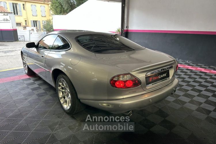 Jaguar XKR XK R Coupé 4.2i V8 Suralimenté - BVA R COUPE . PHASE 1 - <small></small> 14.990 € <small>TTC</small> - #4