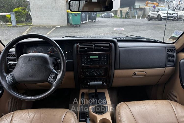 Jeep Cherokee 1ère générations 5 portes 4.0i 12V L6 4X4 Boite auto RIEN A PREVOIR 2ème mains - - <small></small> 19.950 € <small>TTC</small> - #4