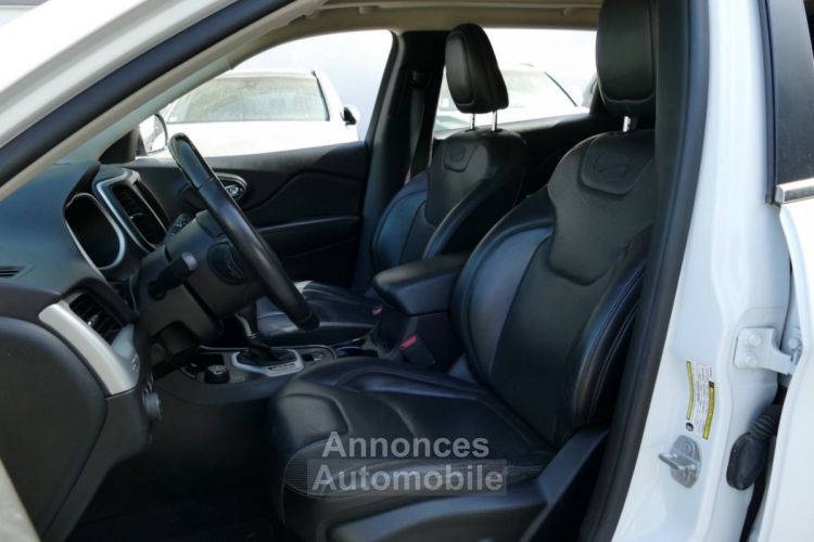 Jeep Cherokee 2.2 MULTIJET 200 Ch ACTIVE DRIVE OVERLAND BVA TOIT OUVRANT PANORAMIQUE - <small></small> 18.990 € <small>TTC</small> - #13