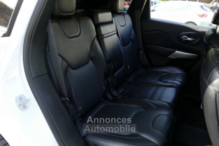 Jeep Cherokee 2.2 MULTIJET 200 Ch ACTIVE DRIVE OVERLAND BVA TOIT OUVRANT PANORAMIQUE - <small></small> 18.990 € <small>TTC</small> - #15