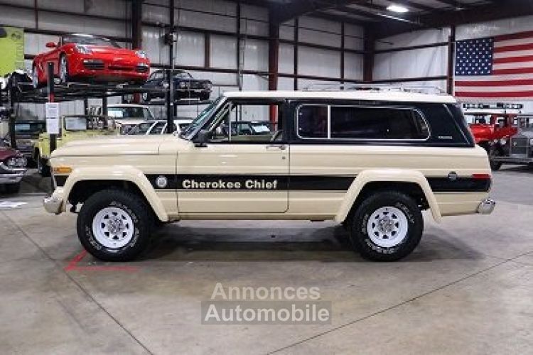 Jeep Cherokee Chief - <small></small> 41.500 € <small>TTC</small> - #2
