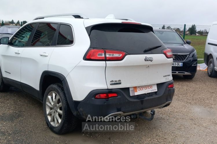 Jeep Cherokee JEEP CHEROKEE IV 2.0CRD 170 4X4 BVA - <small></small> 13.900 € <small>TTC</small> - #2