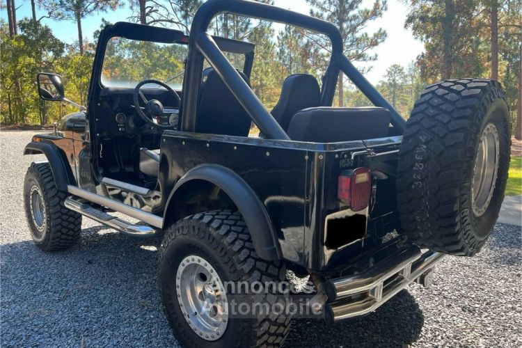 Jeep CJ7 - <small></small> 28.000 € <small>TTC</small> - #1