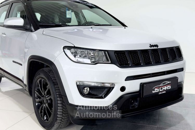 Jeep Compass 1.3 Turbo NIGHT EAGLE 17.347€ HTVA AUTO CAMERA - <small></small> 20.790 € <small>TTC</small> - #6