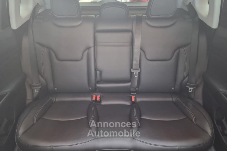 Jeep Compass II (2) 1.3 PHEV T4 240 4XE EAWD AT6 - <small></small> 35.900 € <small></small> - #11