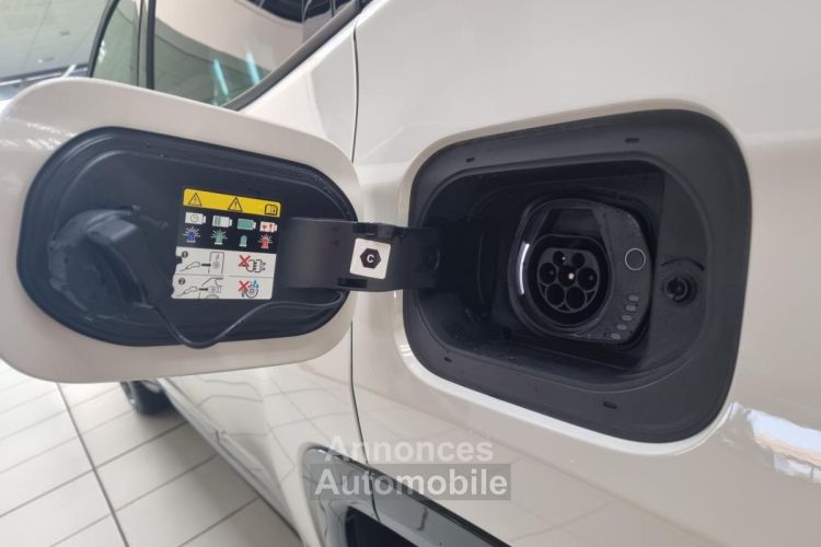 Jeep Compass II (2) 1.3 PHEV T4 240 4XE EAWD AT6 - <small></small> 35.900 € <small></small> - #26