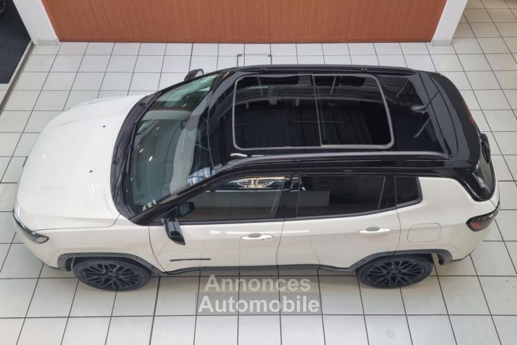 Jeep Compass II (2) 1.3 PHEV T4 240 4XE EAWD AT6 - <small></small> 35.900 € <small></small> - #35