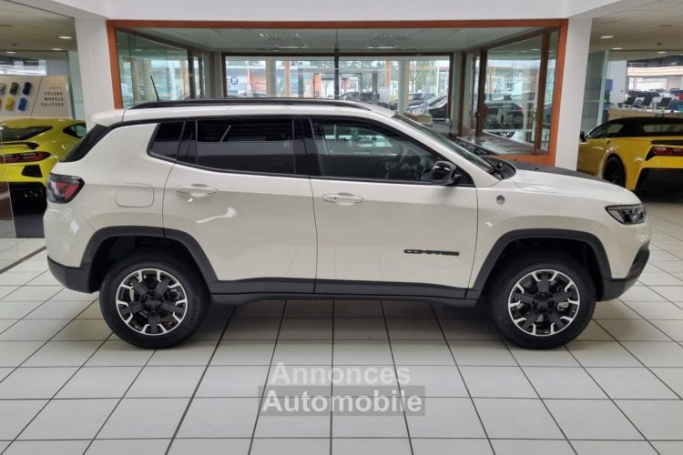 Jeep Compass II (2) 1.3 PHEV T4 240 4XE EAWD TRAILHAWK AT6 - <small></small> 33.900 € <small></small> - #27