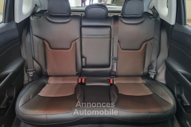 Jeep Compass II (2) 1.3 PHEV T4 240 4XE EAWD UPLAND - <small></small> 33.900 € <small></small> - #11