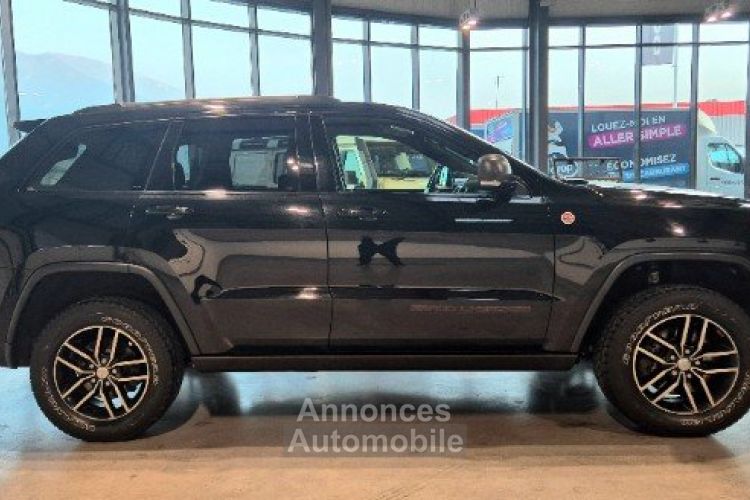 Jeep Grand Cherokee V6 3.0 CRD 250 Multijet S&S BVA Trailhawk 5P - <small></small> 34.900 € <small>TTC</small> - #4