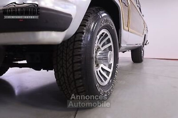 Jeep Grand Cherokee Wagoneer  - <small></small> 29.700 € <small>TTC</small> - #11