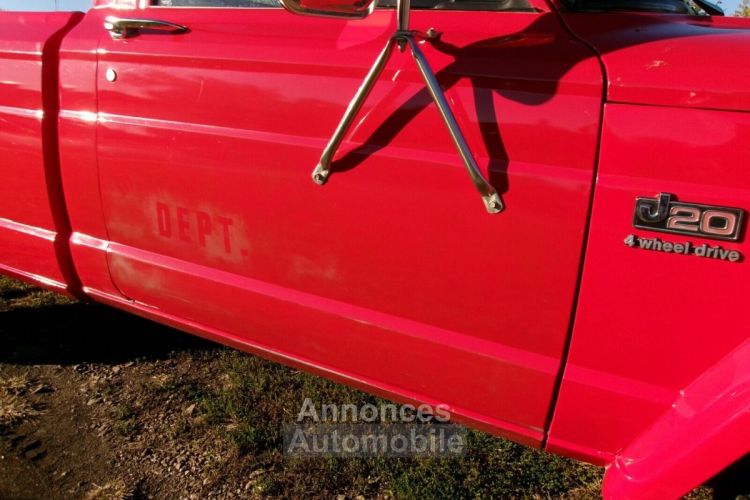 Jeep J-series J20 4X4 Pick Up  - <small></small> 28.000 € <small>TTC</small> - #24