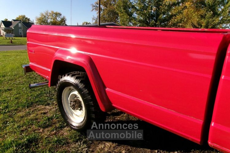 Jeep J-series J20 4X4 Pick Up  - <small></small> 28.000 € <small>TTC</small> - #25