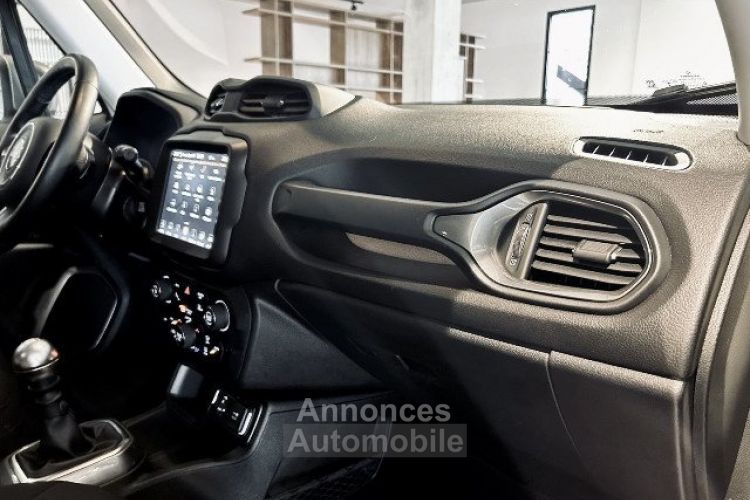 Jeep Renegade 1.0 GSE 120CH LIMITED - <small></small> 15.970 € <small>TTC</small> - #31