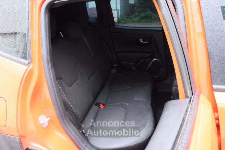 Jeep Renegade 1.6 CRD 120 2WD Limited BVM6 (CarPlay,Caméra) - <small></small> 11.990 € <small>TTC</small> - #19