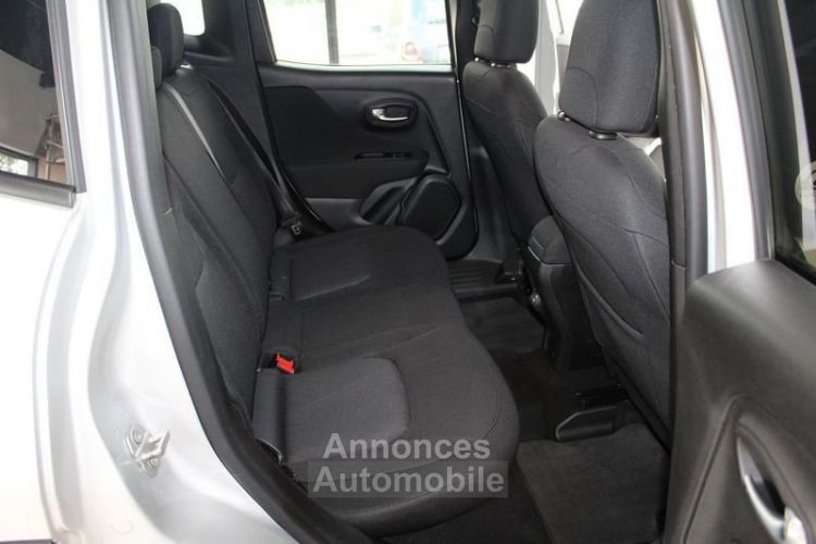 Jeep Renegade 1.6 l MultiJet 120 ch BVM6 Quiksilver Edition - <small></small> 16.900 € <small>TTC</small> - #18