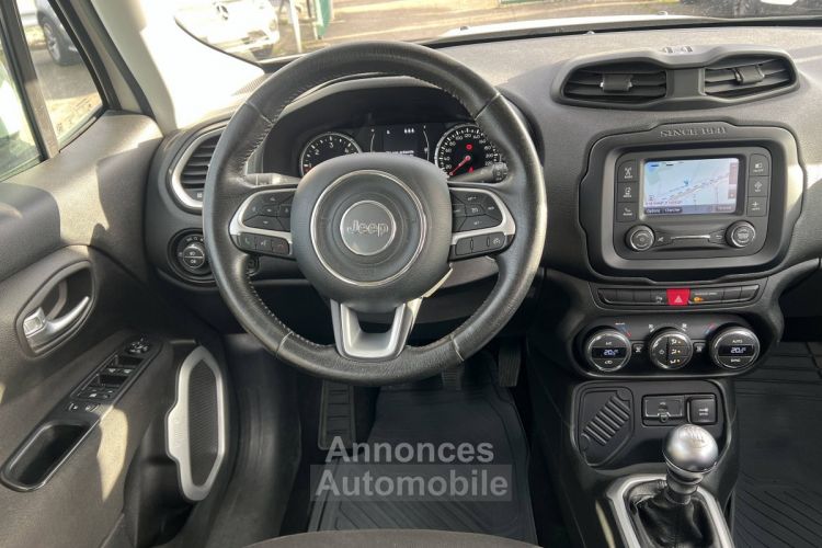 Jeep Renegade 1.6 MultiJet S&S 120ch Longitude 1erMain GPS Attelage - <small></small> 9.990 € <small>TTC</small> - #15