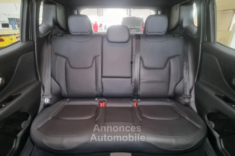 Jeep Renegade (2) 1.3 TURBO T4 240 4XE S AT6 - <small></small> 22.850 € <small></small> - #11