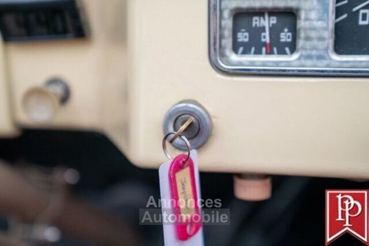 Jeep Willys Jeepster  - <small></small> 30.800 € <small>TTC</small> - #25