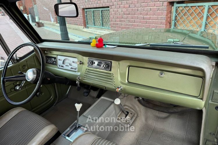 Jeep Willys Jeepster commando  - <small></small> 37.700 € <small>TTC</small> - #16