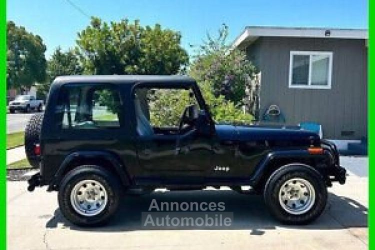 Jeep Wrangler - <small></small> 30.000 € <small>TTC</small> - #1