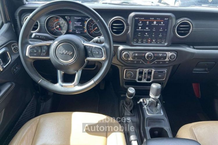 Jeep Wrangler 2019 Unlimited 2.2 Mjt II Sahara - <small></small> 46.000 € <small>TTC</small> - #2