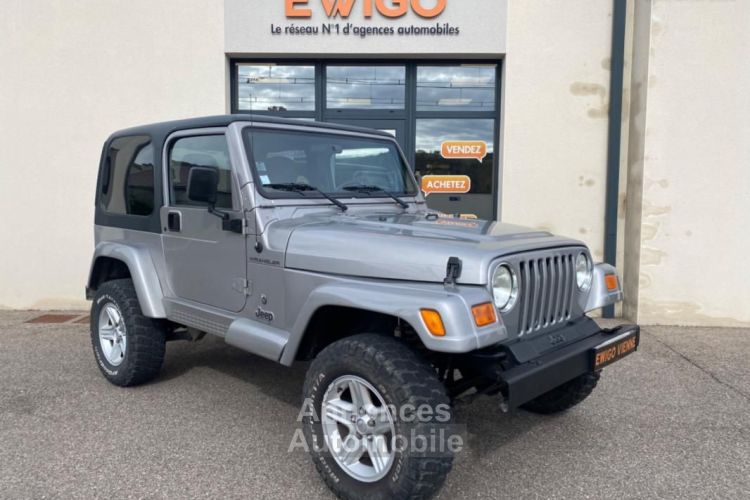 Jeep Wrangler 2.5 120CH ANNIVERSAIRE AWD PNEU MUD+ REHAUSSE 5CM - <small></small> 17.990 € <small>TTC</small> - #1