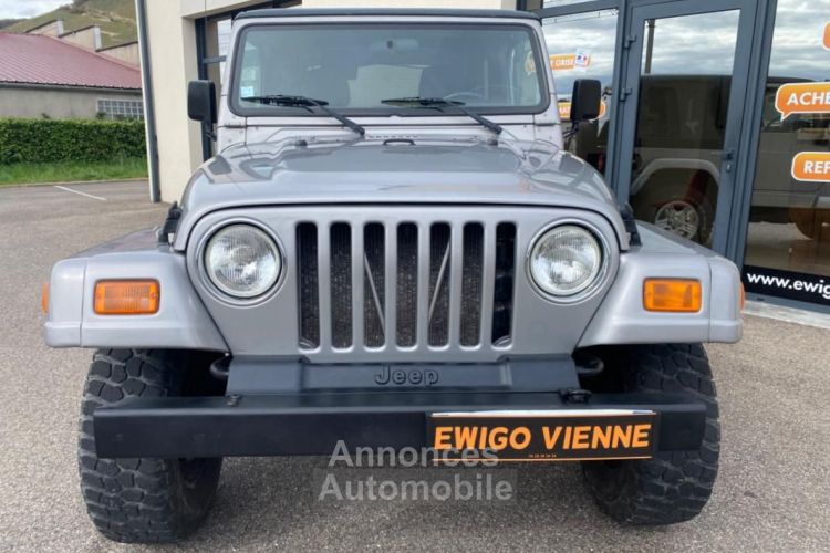 Jeep Wrangler 2.5 120CH ANNIVERSAIRE AWD PNEU MUD+ REHAUSSE 5CM - <small></small> 17.990 € <small>TTC</small> - #3