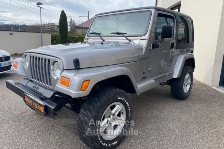 Jeep Wrangler 2.5 120CH ANNIVERSAIRE AWD PNEU MUD+ REHAUSSE 5CM - <small></small> 17.990 € <small>TTC</small> - #4