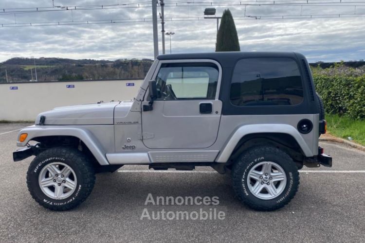 Jeep Wrangler 2.5 120CH ANNIVERSAIRE AWD PNEU MUD+ REHAUSSE 5CM - <small></small> 17.990 € <small>TTC</small> - #5