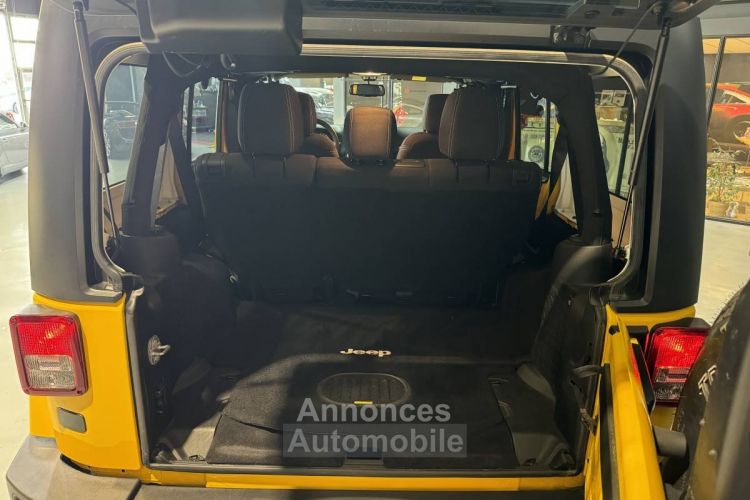 Jeep Wrangler (3) 3.6 V6 RUBICON + Kit Predator / Mode été / Peinture Jaune Hummer / treuil et attelage - <small></small> 54.990 € <small>TTC</small> - #8