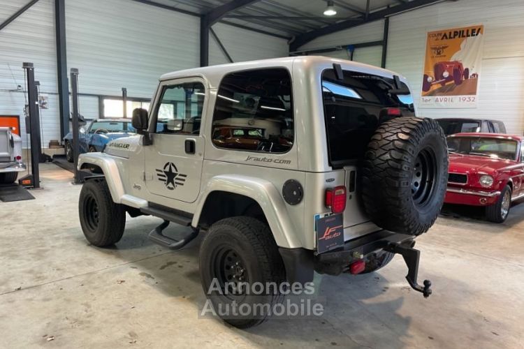 Jeep Wrangler 4.0 L 4.0 BVA HARD TOP - <small></small> 27.900 € <small>TTC</small> - #4