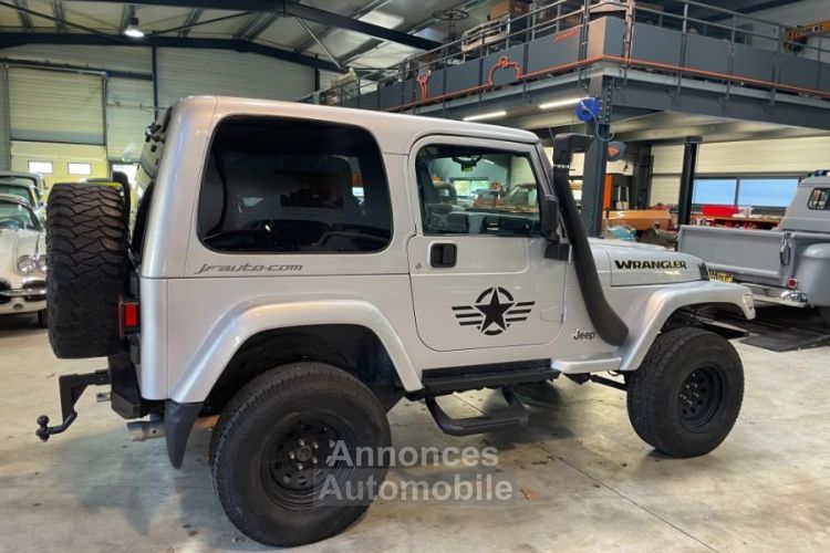 Jeep Wrangler 4.0 L 4.0 BVA HARD TOP - <small></small> 27.900 € <small>TTC</small> - #7