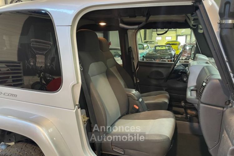 Jeep Wrangler 4.0 L 4.0 BVA HARD TOP - <small></small> 27.900 € <small>TTC</small> - #10