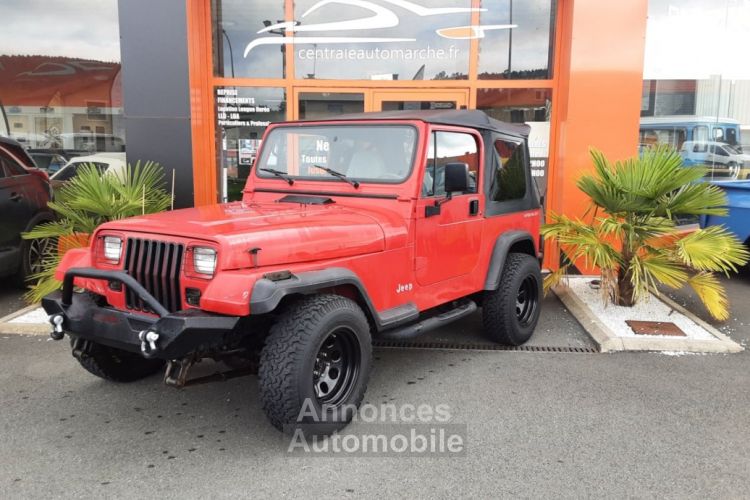 Jeep Wrangler 4.0L 6 CYLINDRES rouge - <small></small> 21.990 € <small>TTC</small> - #8