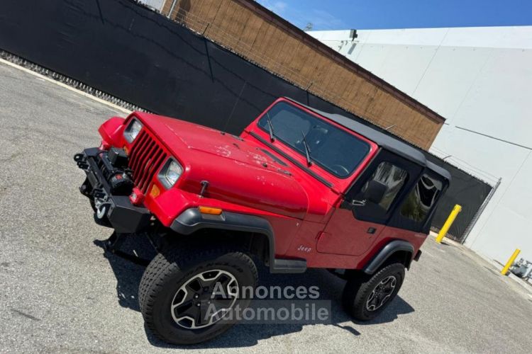 Jeep Wrangler 4.0L 6 CYLINDRES ROUGE - <small></small> 20.990 € <small>TTC</small> - #3