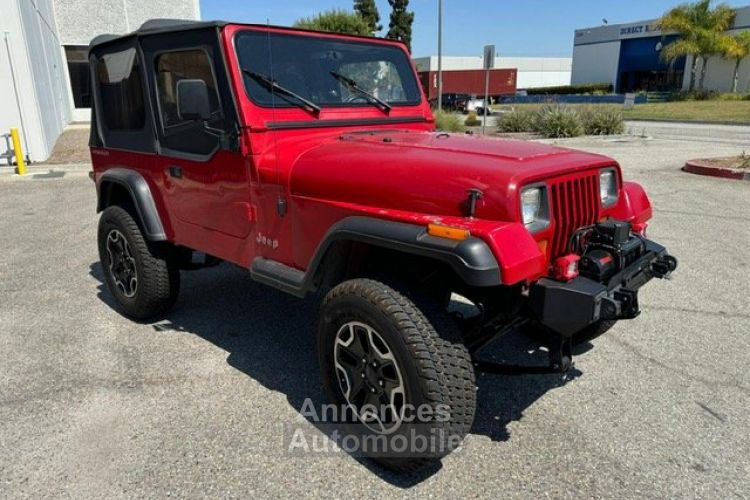 Jeep Wrangler 4.0L 6 CYLINDRES ROUGE - <small></small> 20.990 € <small>TTC</small> - #12