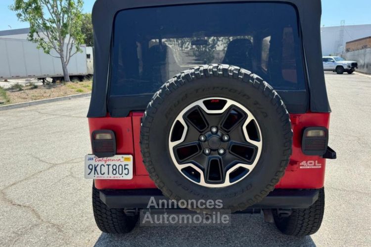 Jeep Wrangler 4.0L 6 CYLINDRES ROUGE - <small></small> 20.990 € <small>TTC</small> - #14