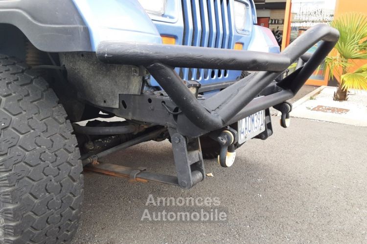 Jeep Wrangler 4.2L 6 CYLINDRES 1989 BLEUE - <small></small> 17.900 € <small>TTC</small> - #16