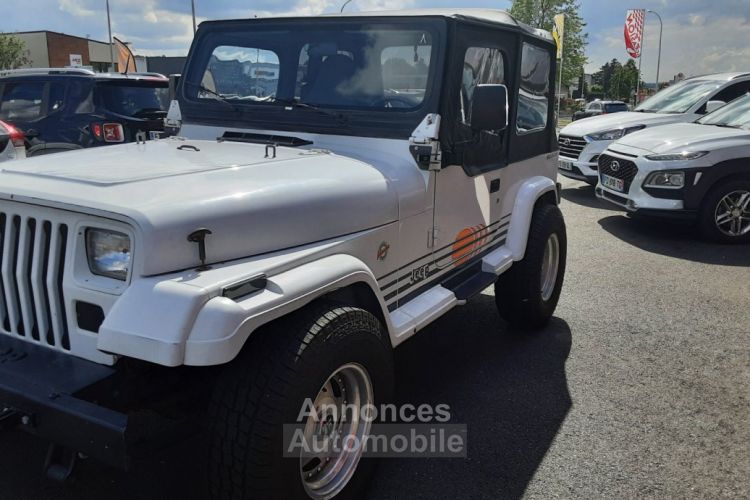 Jeep Wrangler 4.2L 6 CYLINDRES Blanche Island Edition - <small></small> 19.990 € <small>TTC</small> - #23